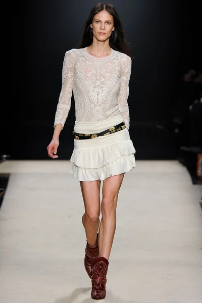 Look 4